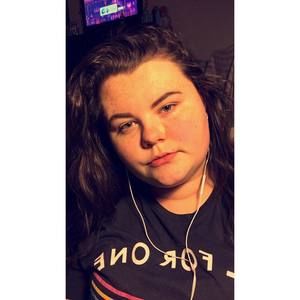 Meet your Posher, Jillian